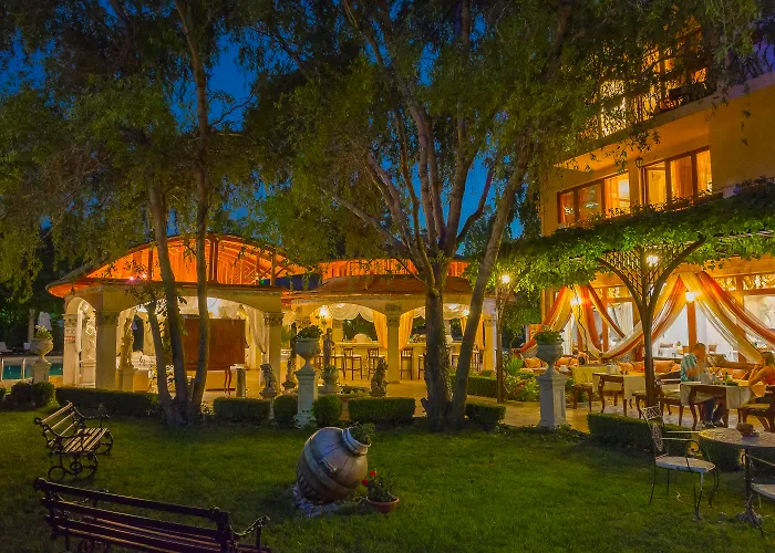 Family Hotel Gold Pearl (Adults Only)