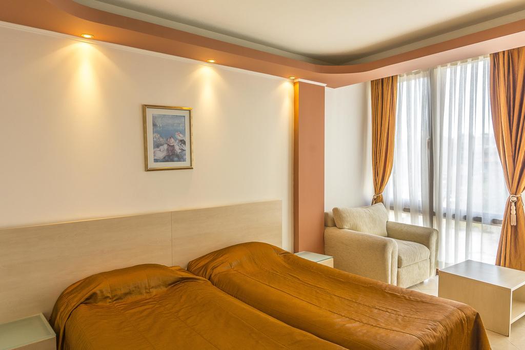 Family Gold Pearl (adults Only) Hotel 3*