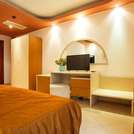 Family Hotel Gold Pearl (Adults Only) Sunny Beach Exterior photo