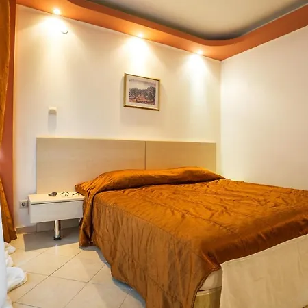 Family Hotel Gold Pearl (Adults Only) Sunny Beach Exterior photo