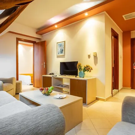 Family Hotel Gold Pearl (Adults Only) Sunny Beach Exterior photo