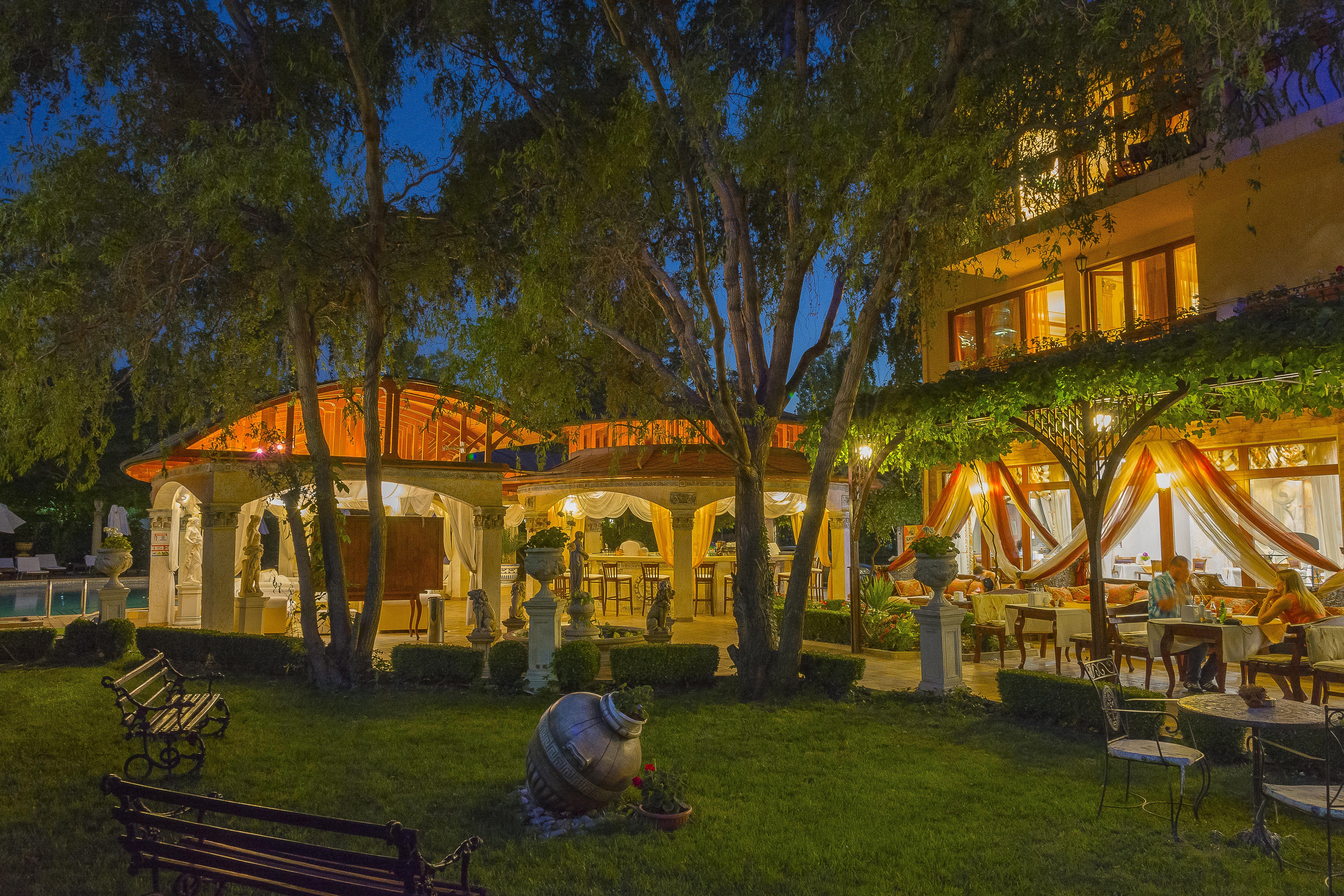 Хотел Family Gold Pearl (adults Only) 3*