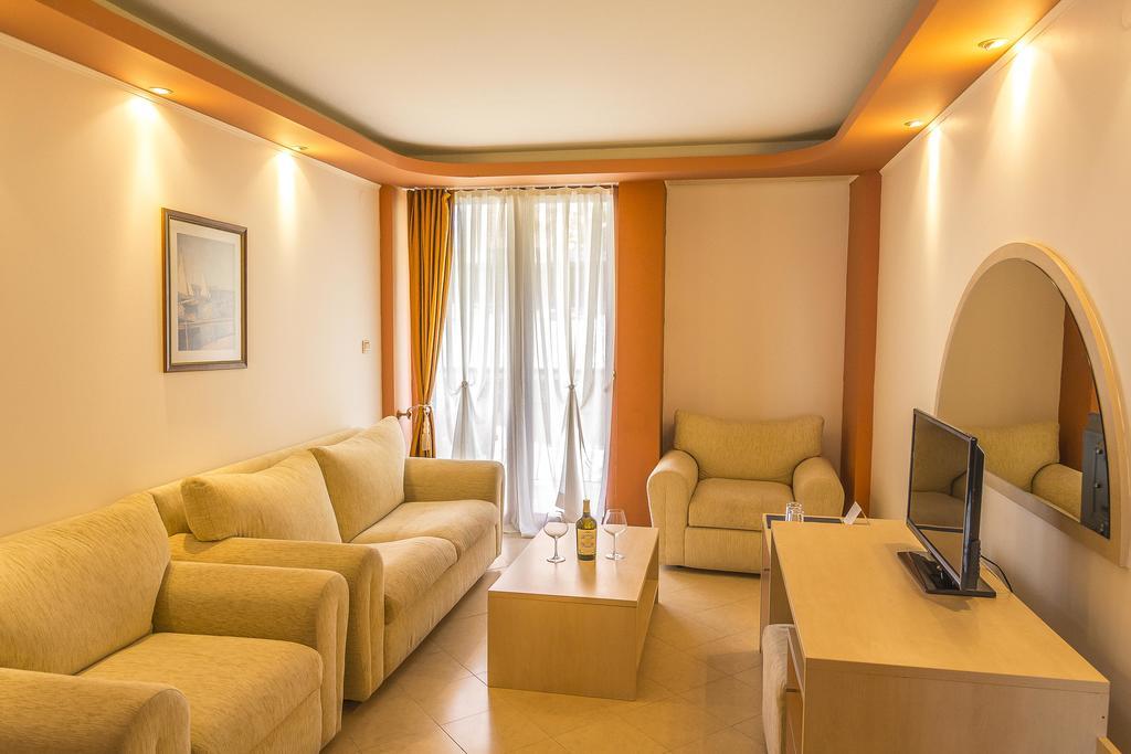 Хотел Family Gold Pearl (adults Only) 3*