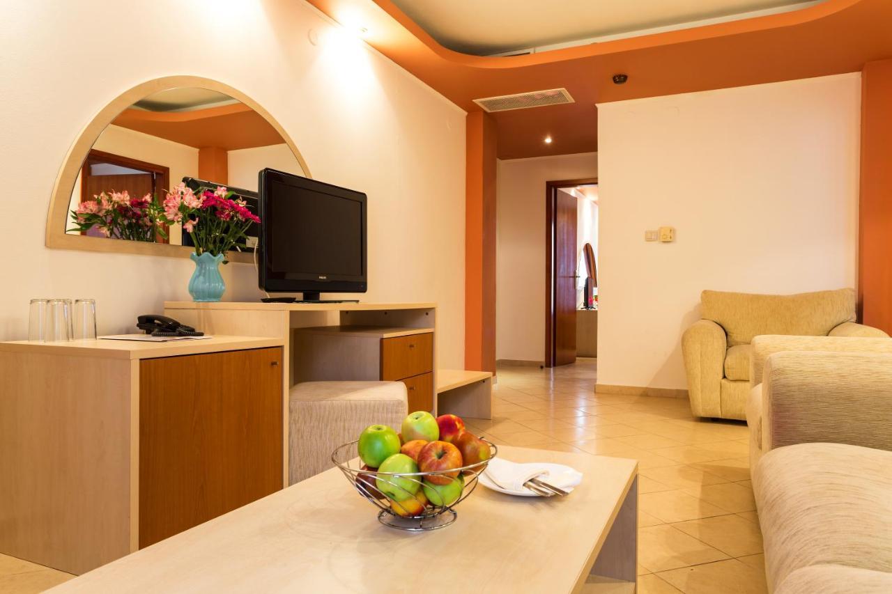 Хотел Family Gold Pearl (adults Only) 3*
