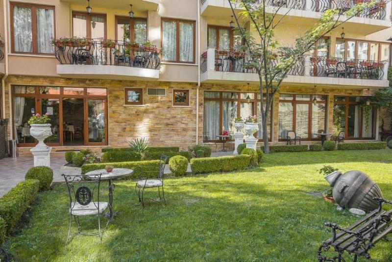 Хотел Family Gold Pearl (adults Only) 3*